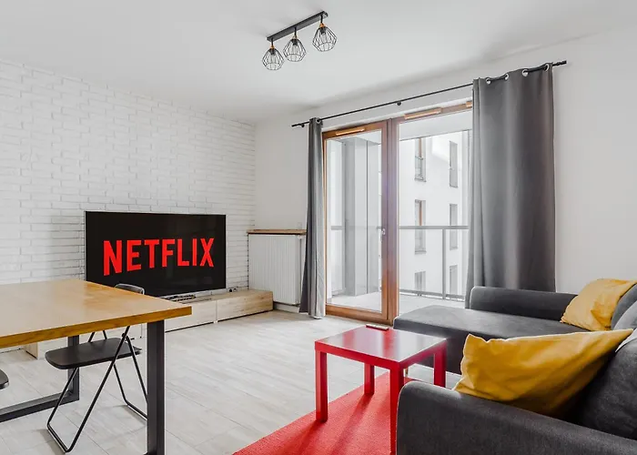 Premium Apartments In The Center Of Warsaw With Free Parking & Balcony