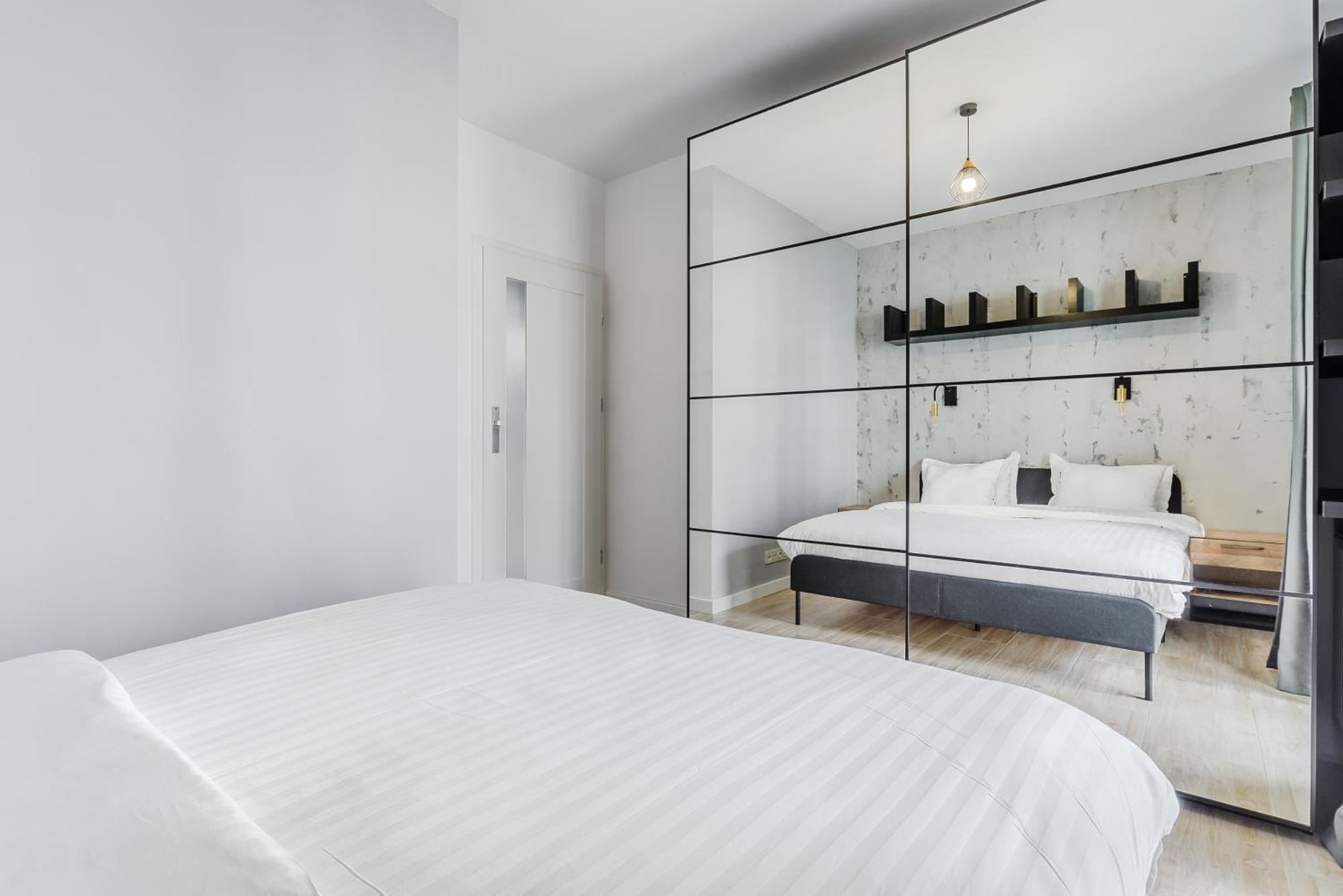 Premium In The Center Of With Free Parking & Balcony Apartment Warsaw